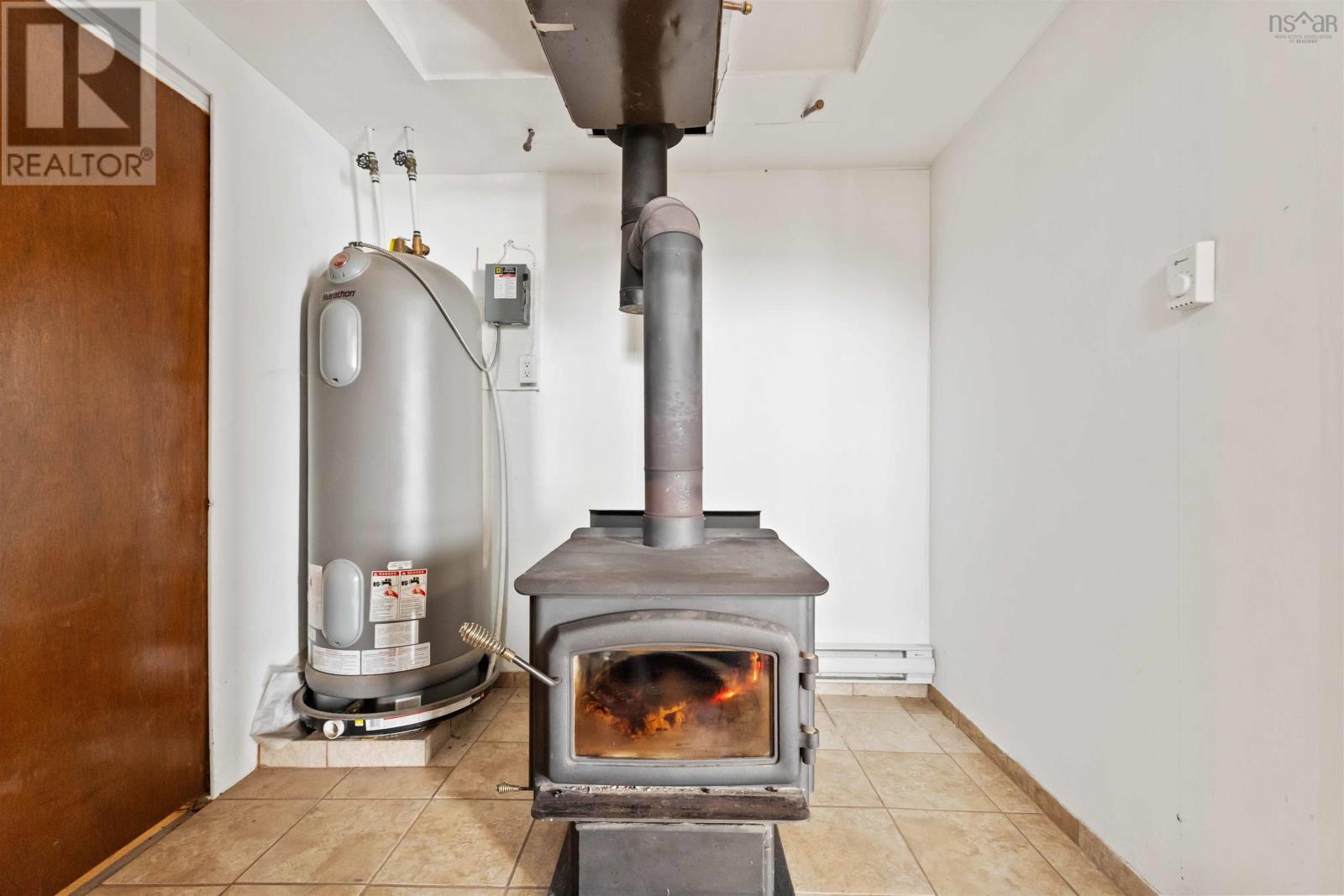 5438 Granville Road - 37