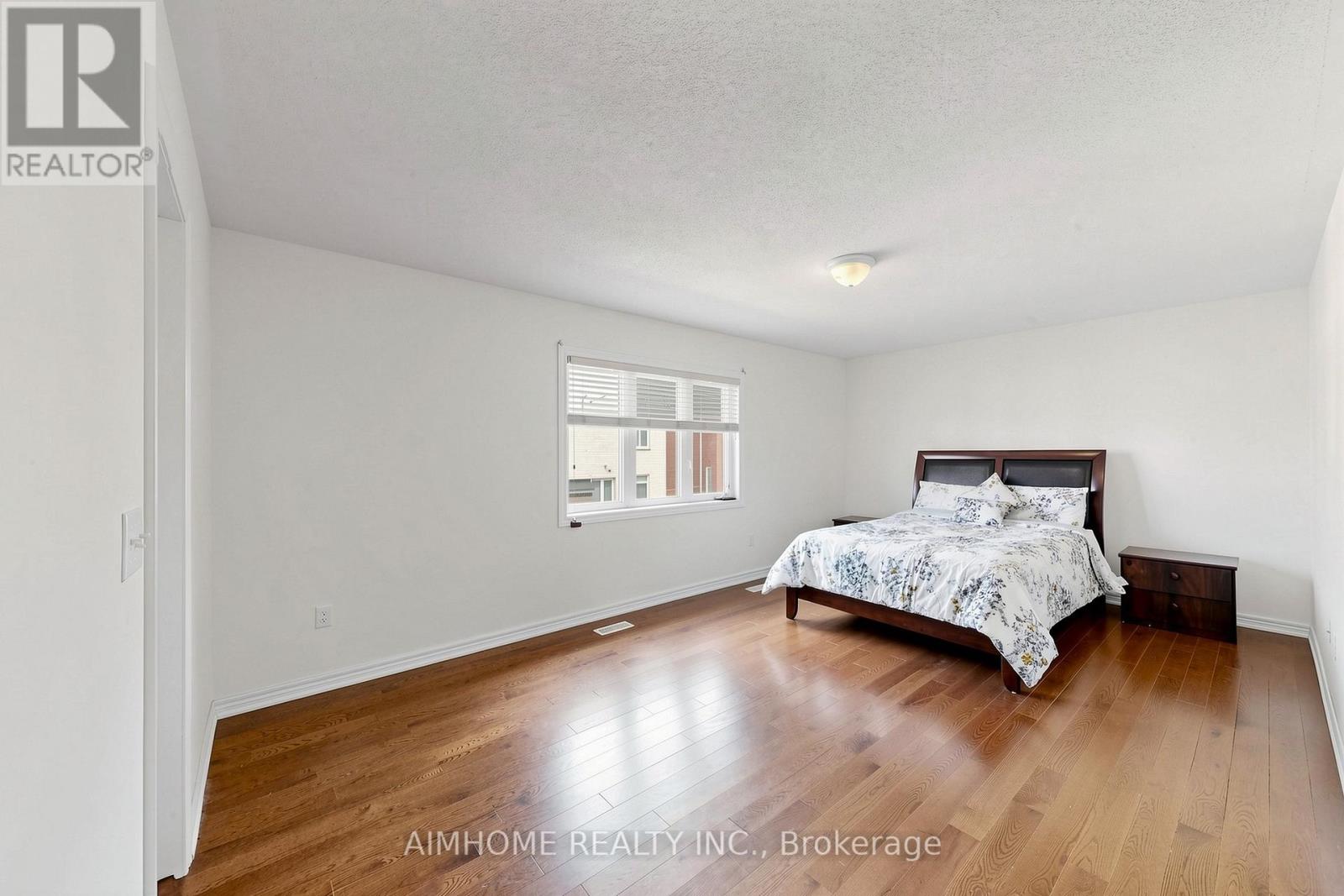 6 VALERIAN STREET - 18