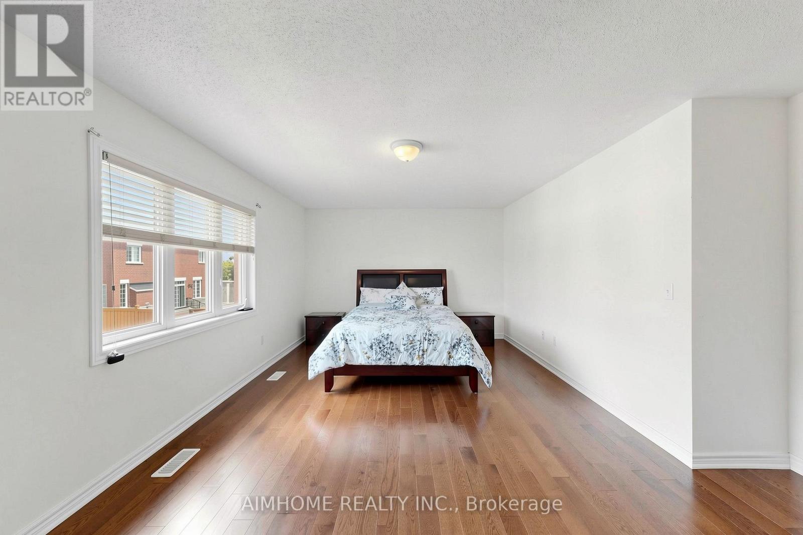 6 VALERIAN STREET - 19