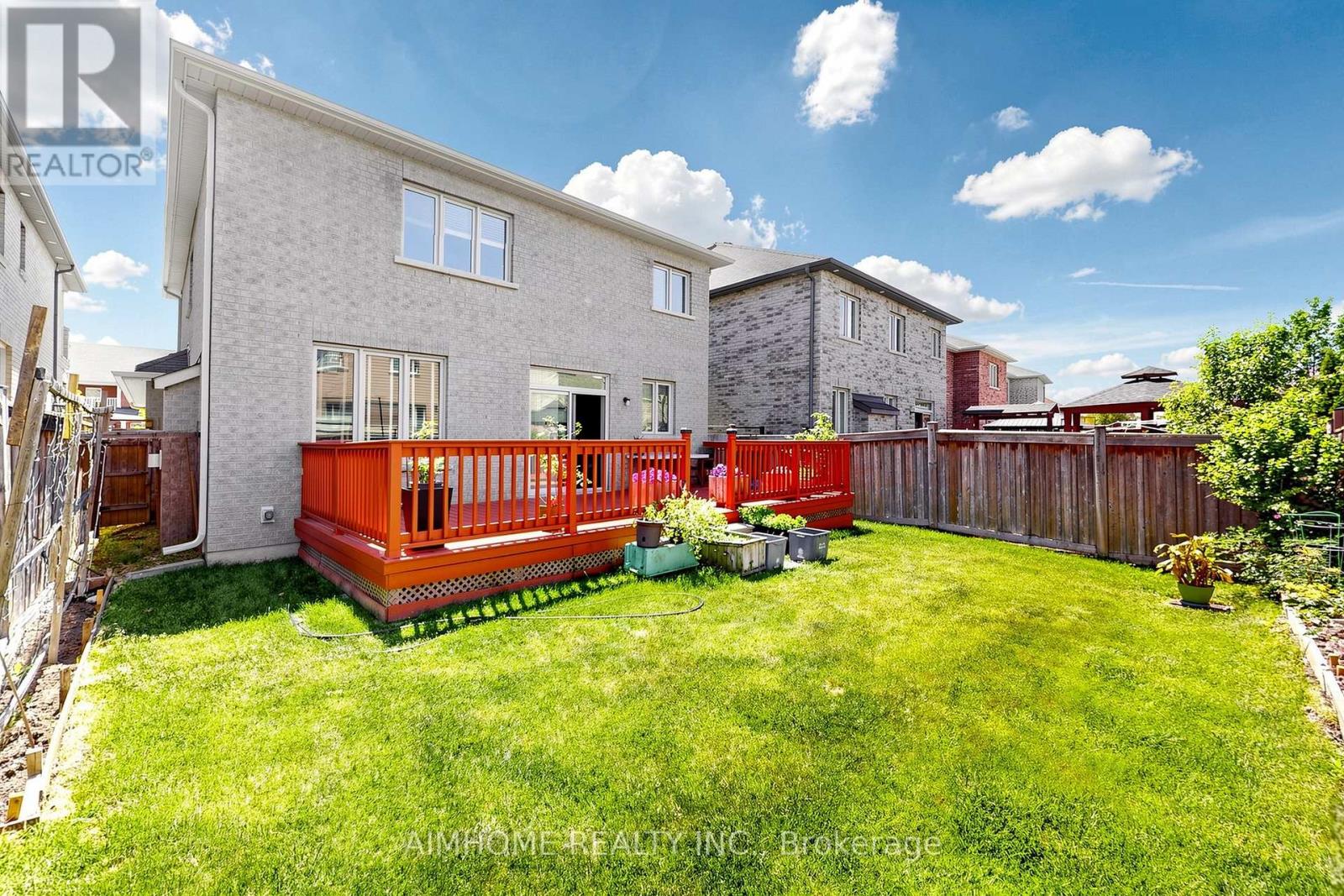 6 VALERIAN STREET - 30