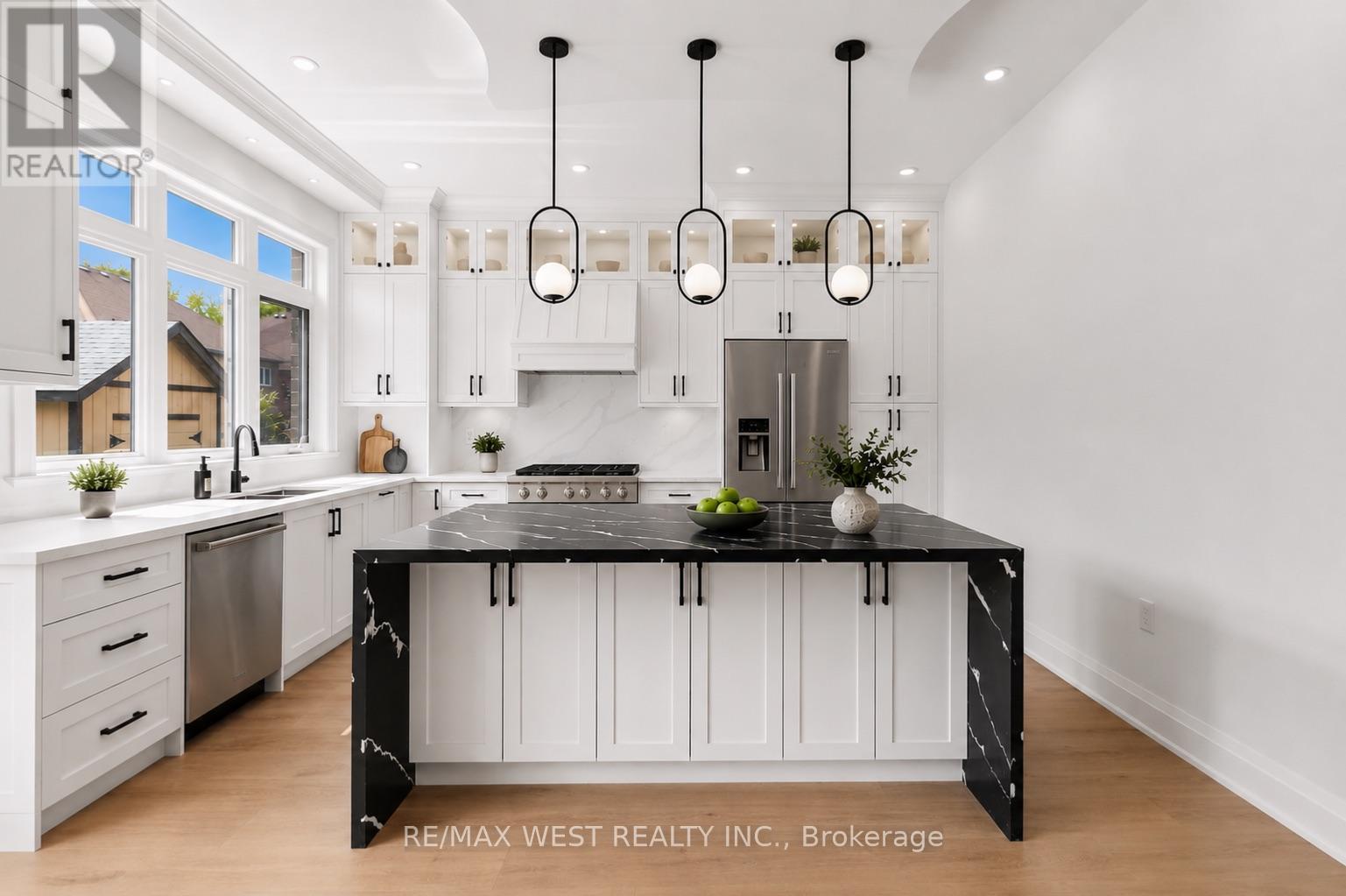 6425 OLD CHURCH ROAD - 7