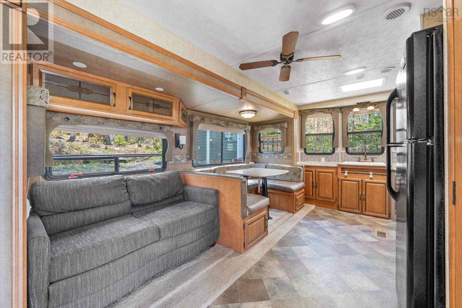 9286 Kempt Head Road - 19