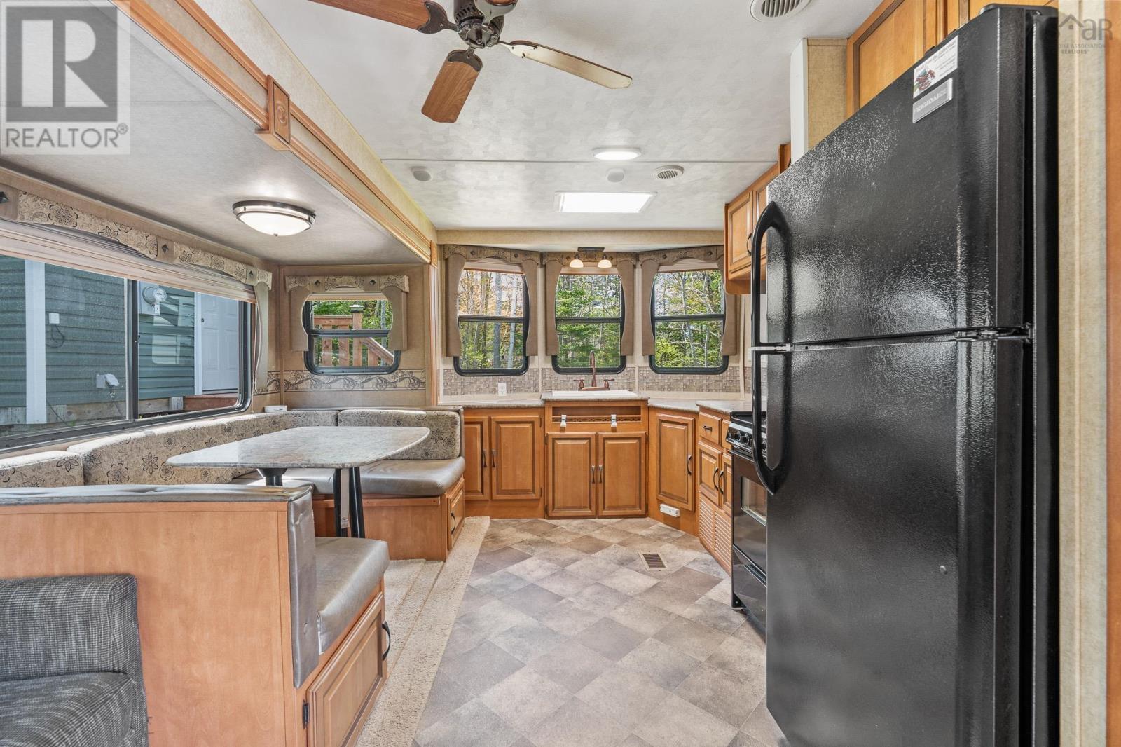 9286 Kempt Head Road - 15