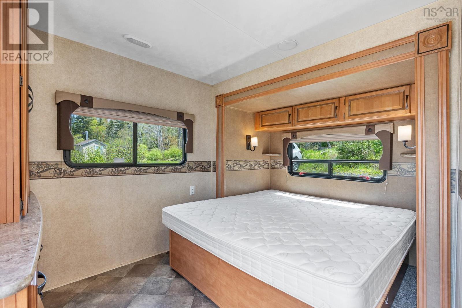 9286 Kempt Head Road - 21