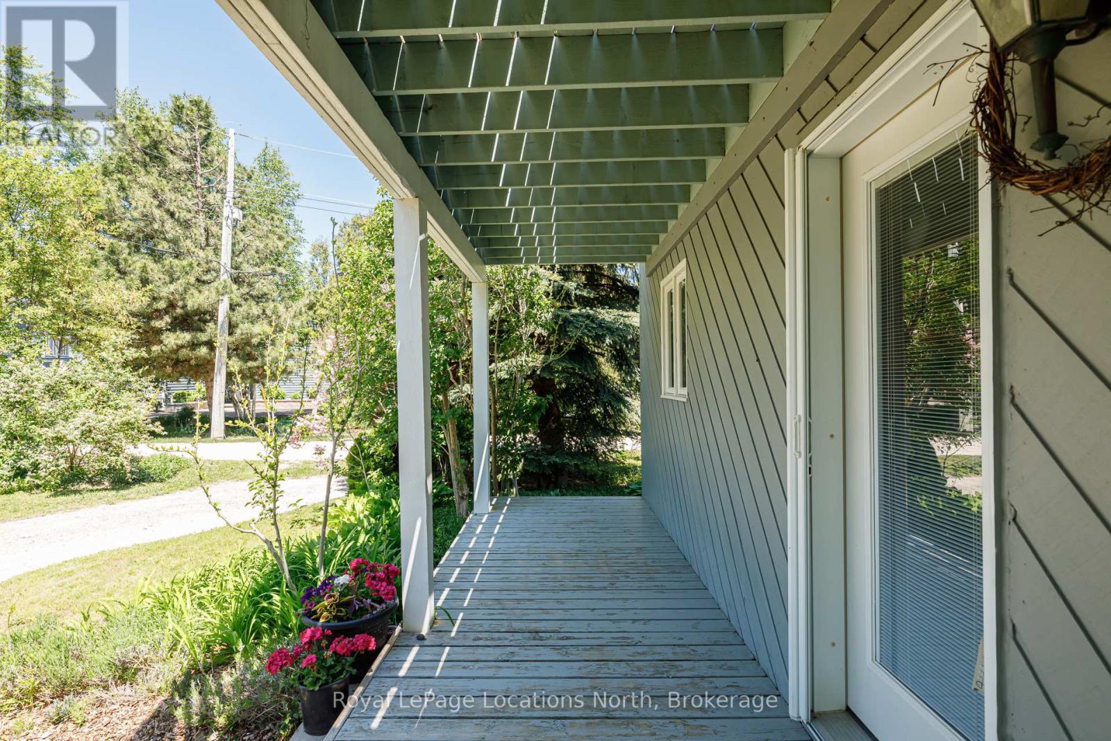 102 FRASER CRESCENT - 10
