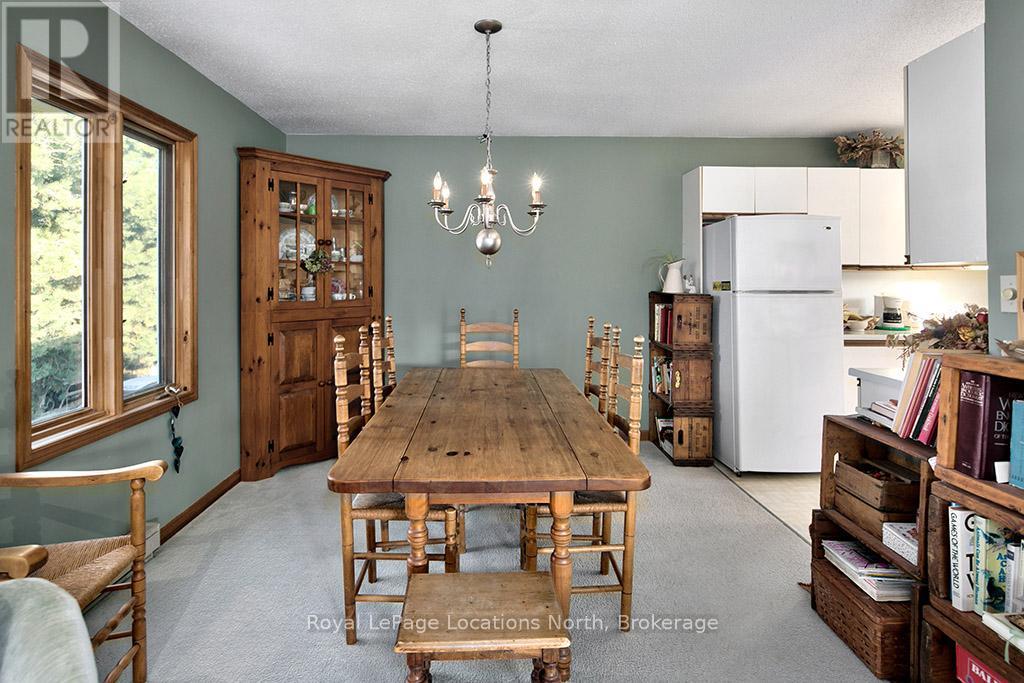102 FRASER CRESCENT - 20