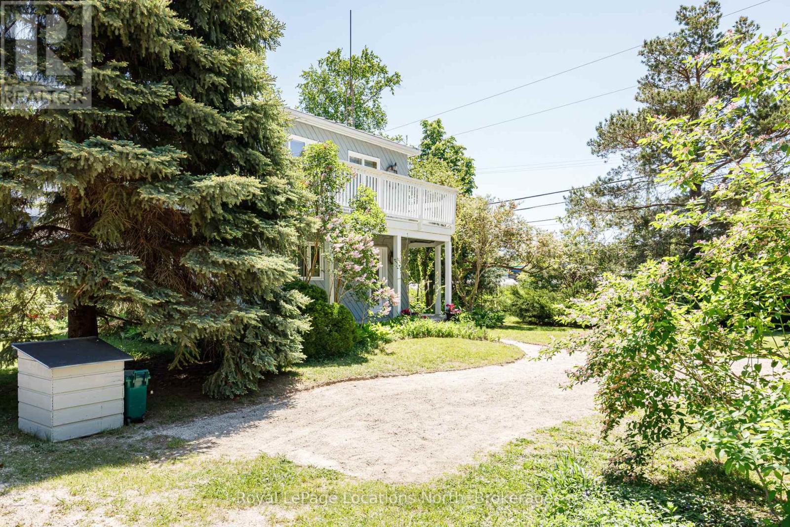 102 FRASER CRESCENT - 33