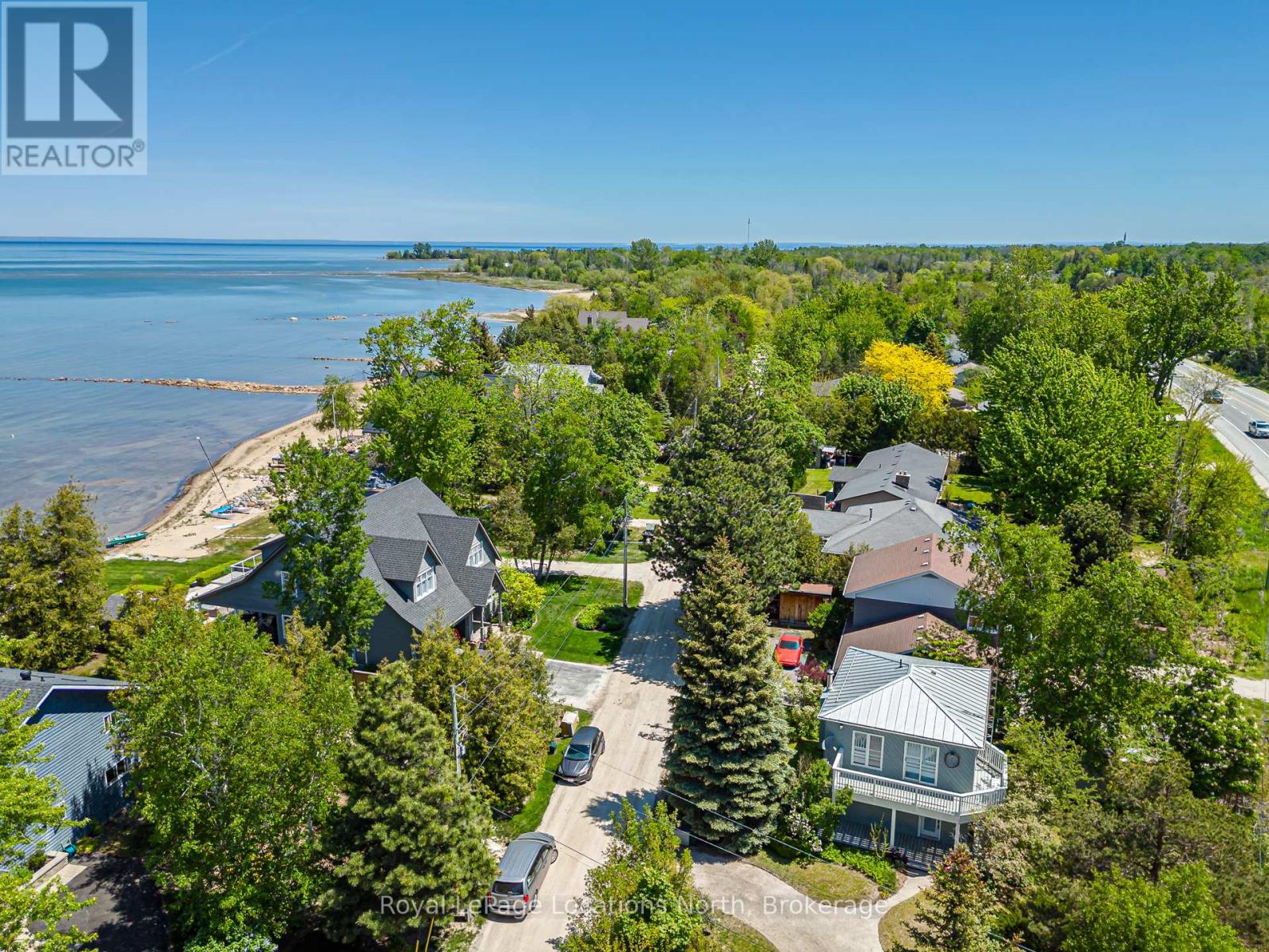 102 FRASER CRESCENT - 40