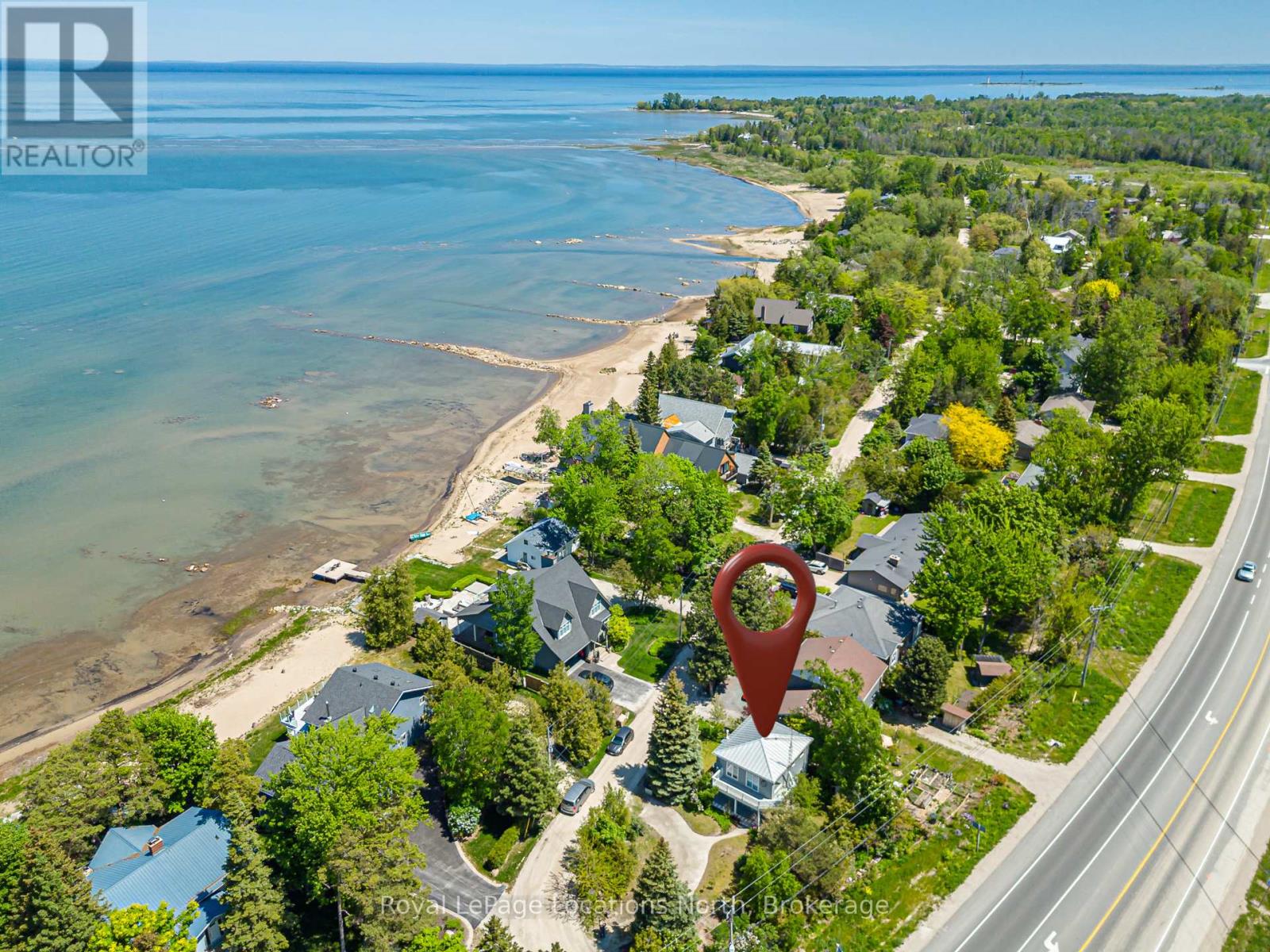 102 FRASER CRESCENT - 4