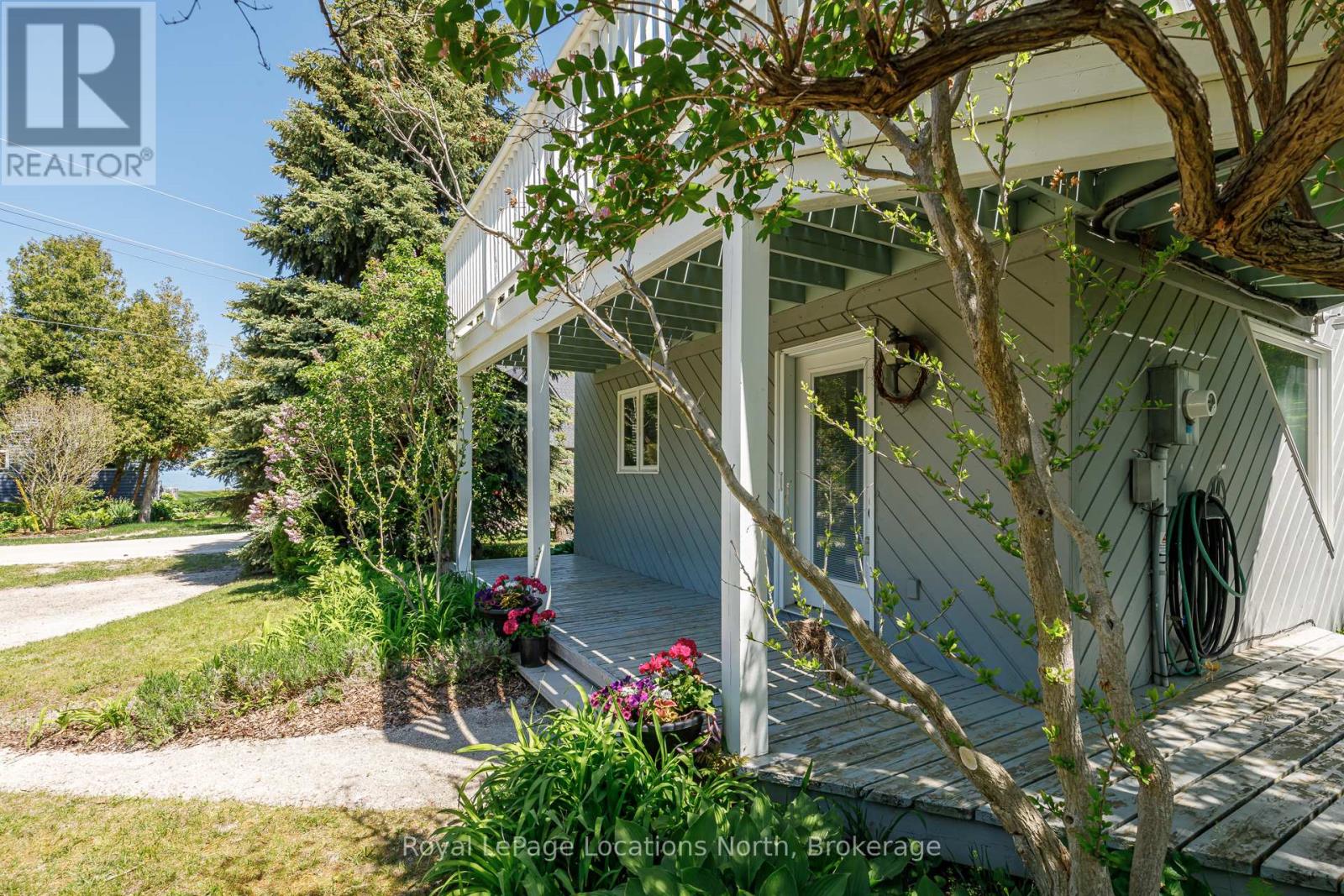 102 FRASER CRESCENT - 7