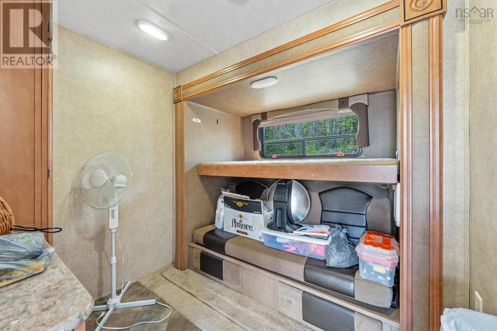 9286 Kempt Head Road - 24