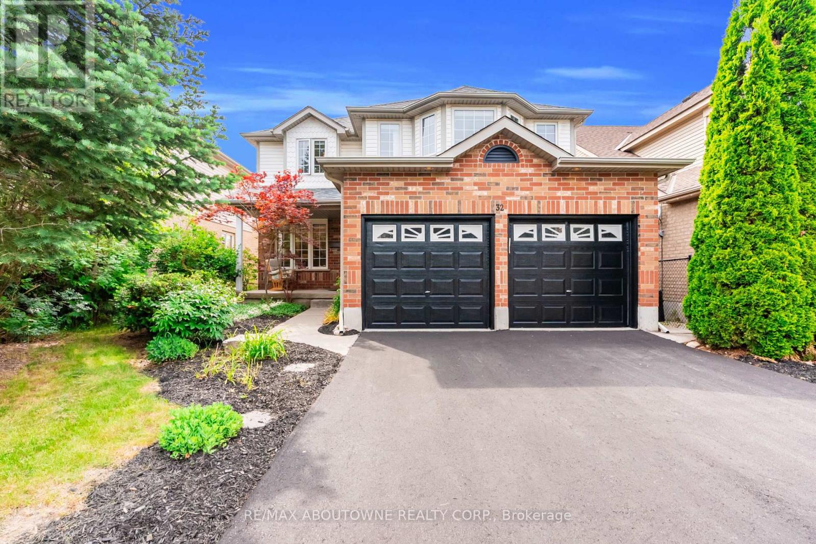 32 JENSON BOULEVARD - 4