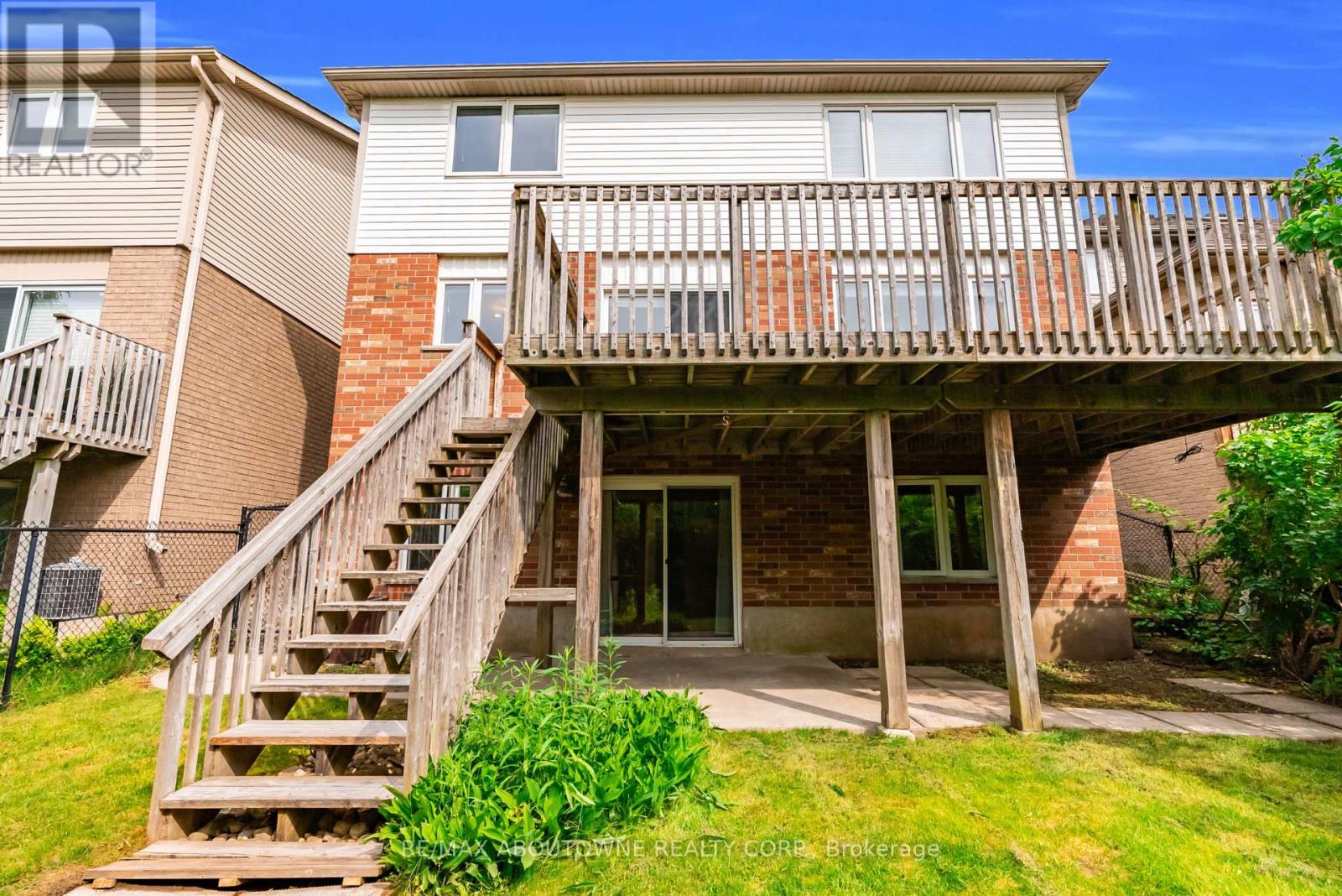 32 JENSON BOULEVARD - 41