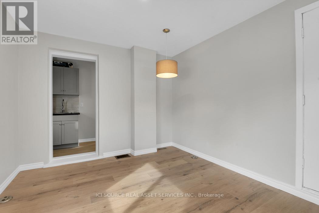3 Bed, 1 Bath Multi-Family for Rent in Ottawa – 113 FAIRMONT AVENUE, Ottawa – MLS# X13429980 - Image 9