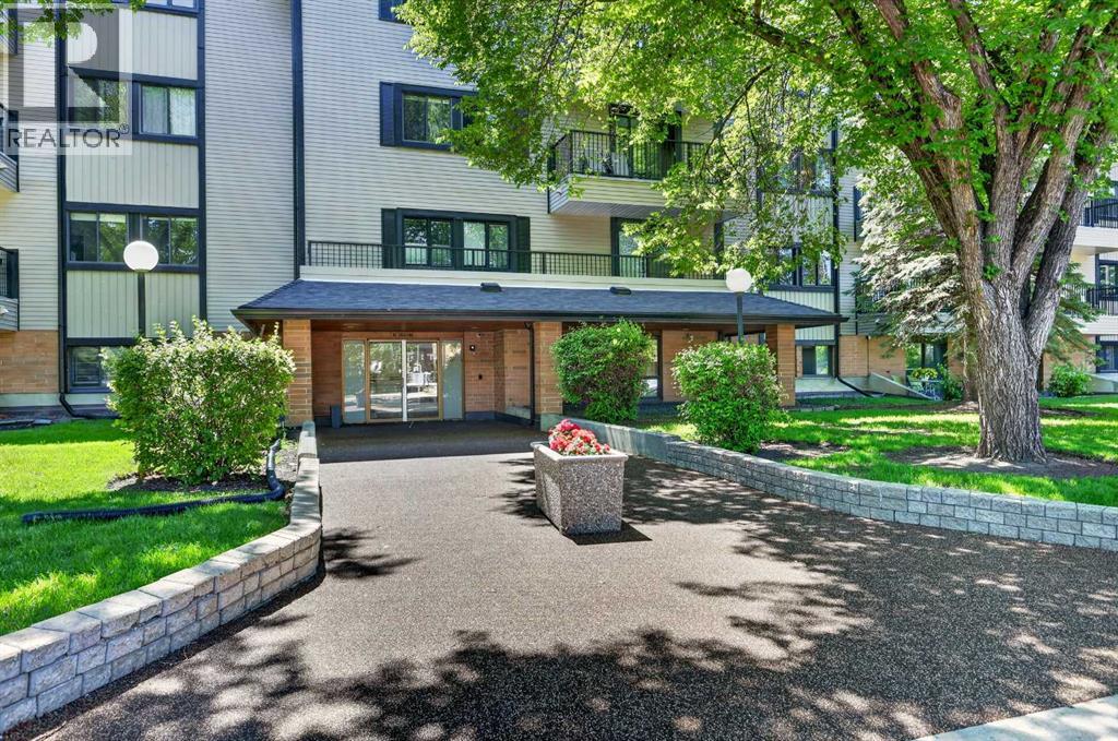 203, 727 56 Avenue SW — photo 32