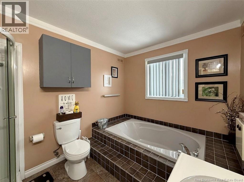84 Aqueduc Street - 9