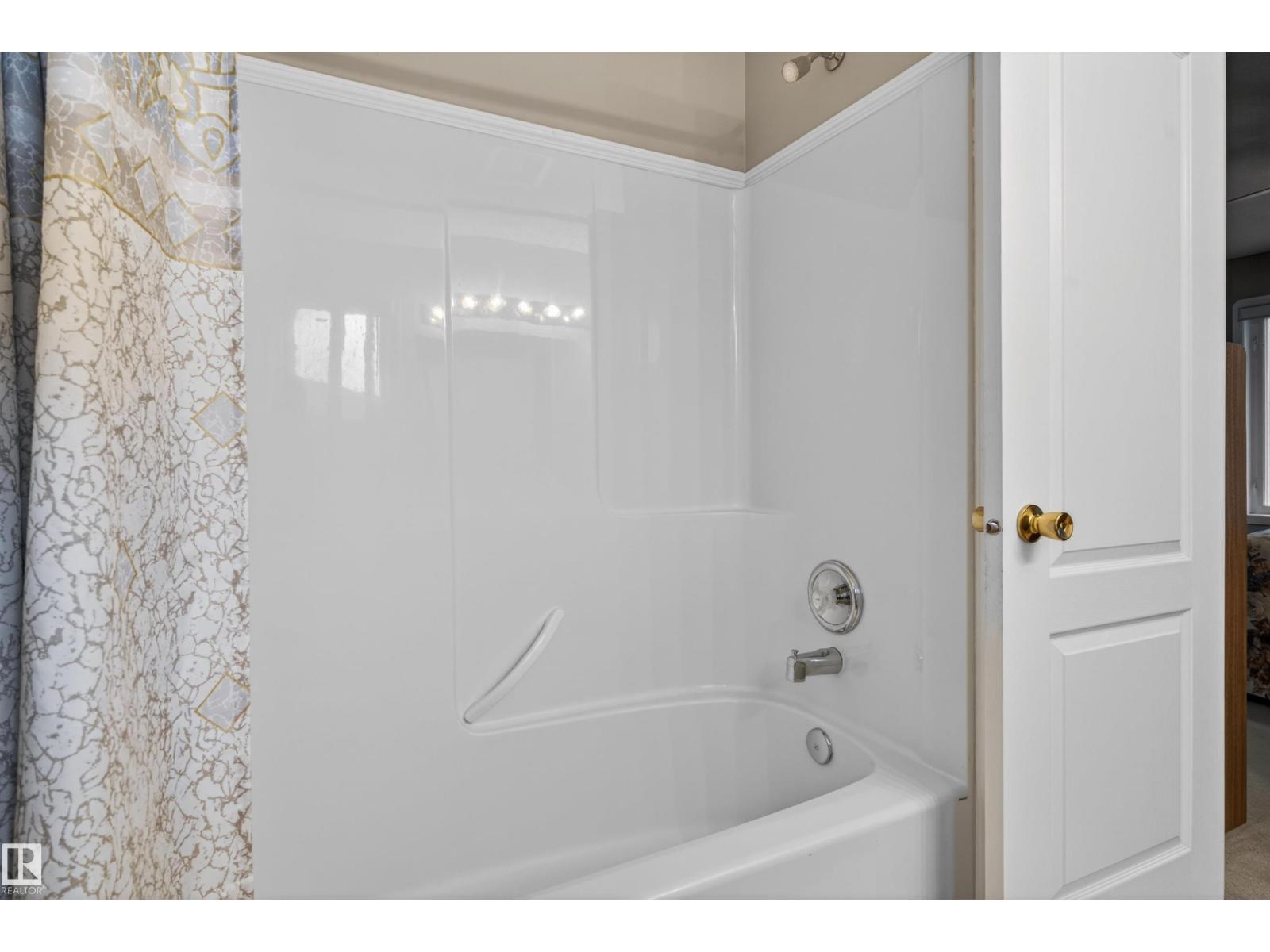2839 151A AV NW — photo 41