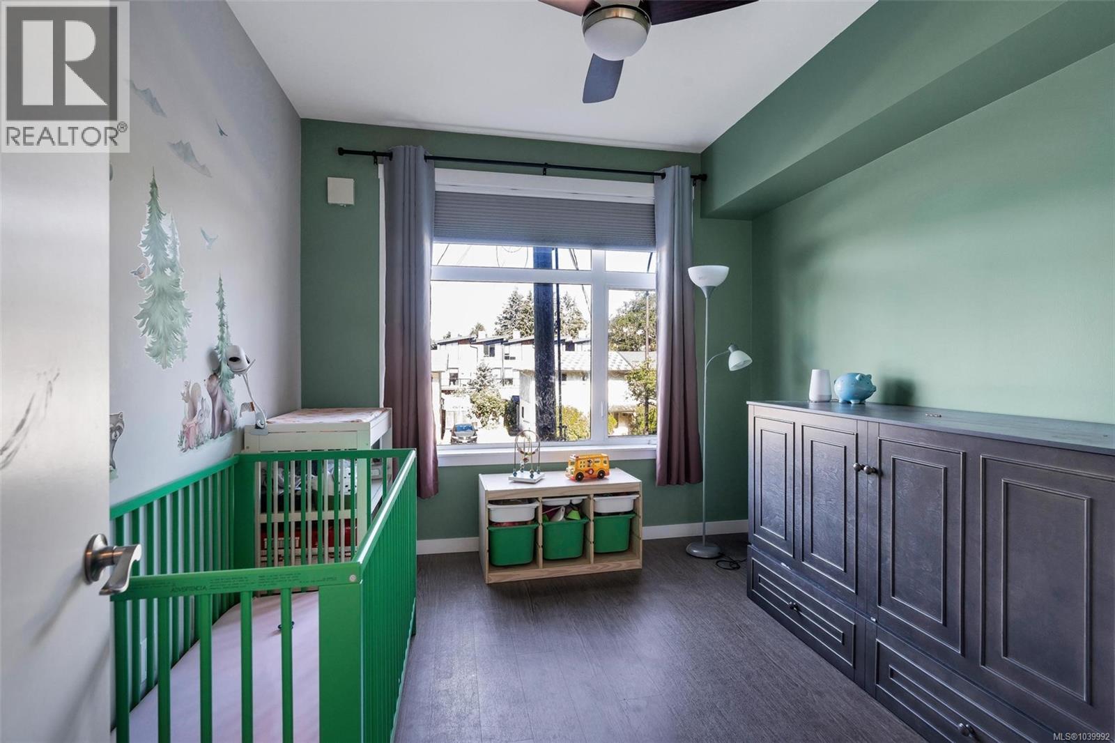 #214 2843 Jacklin Rd - 20