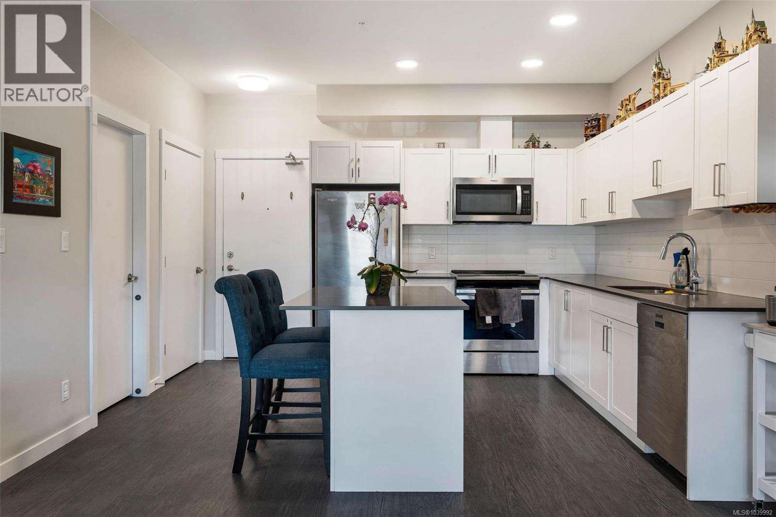 214 2843 Jacklin Road, Langford