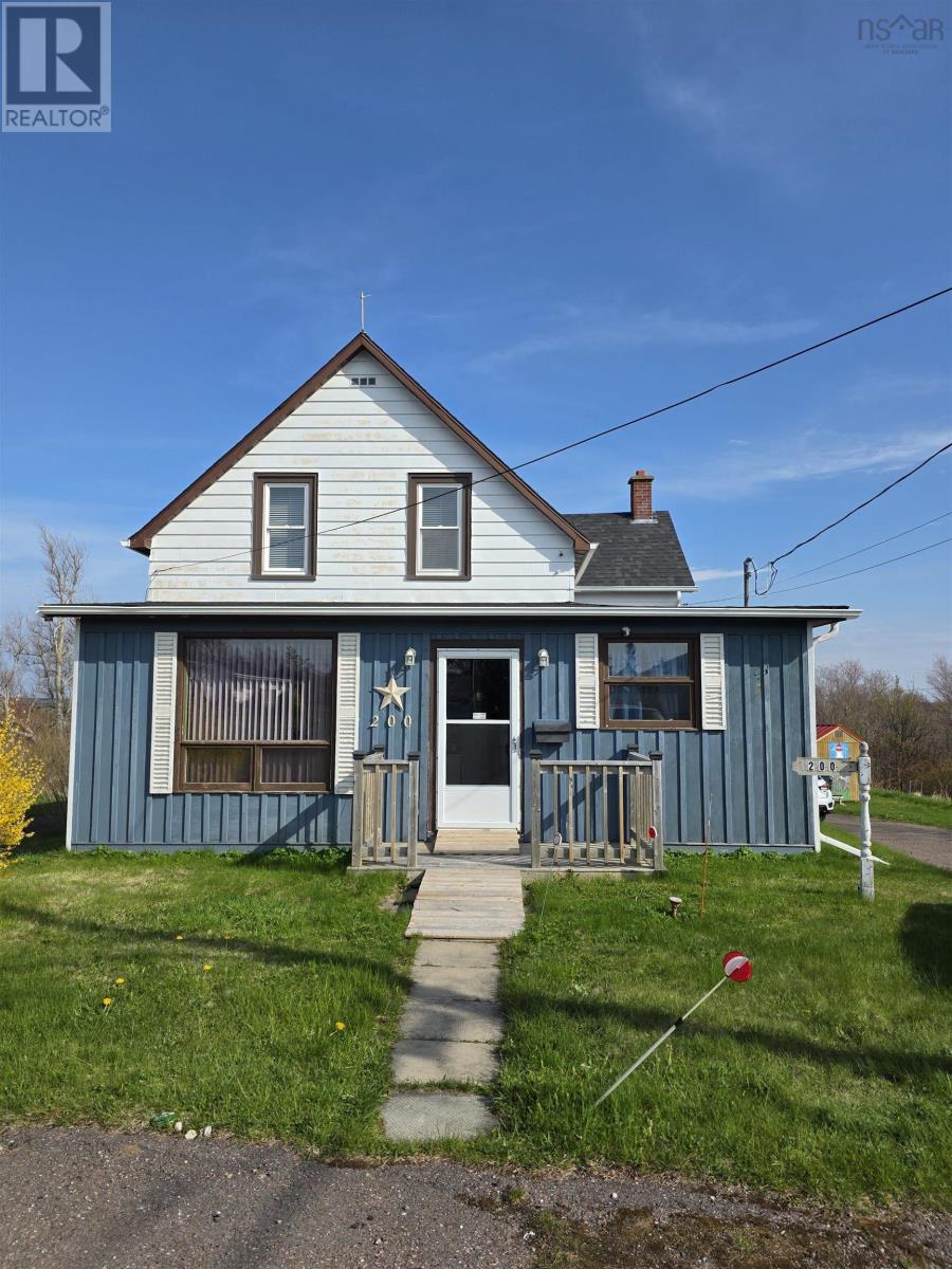 Property photo of 200 Maple Avenue