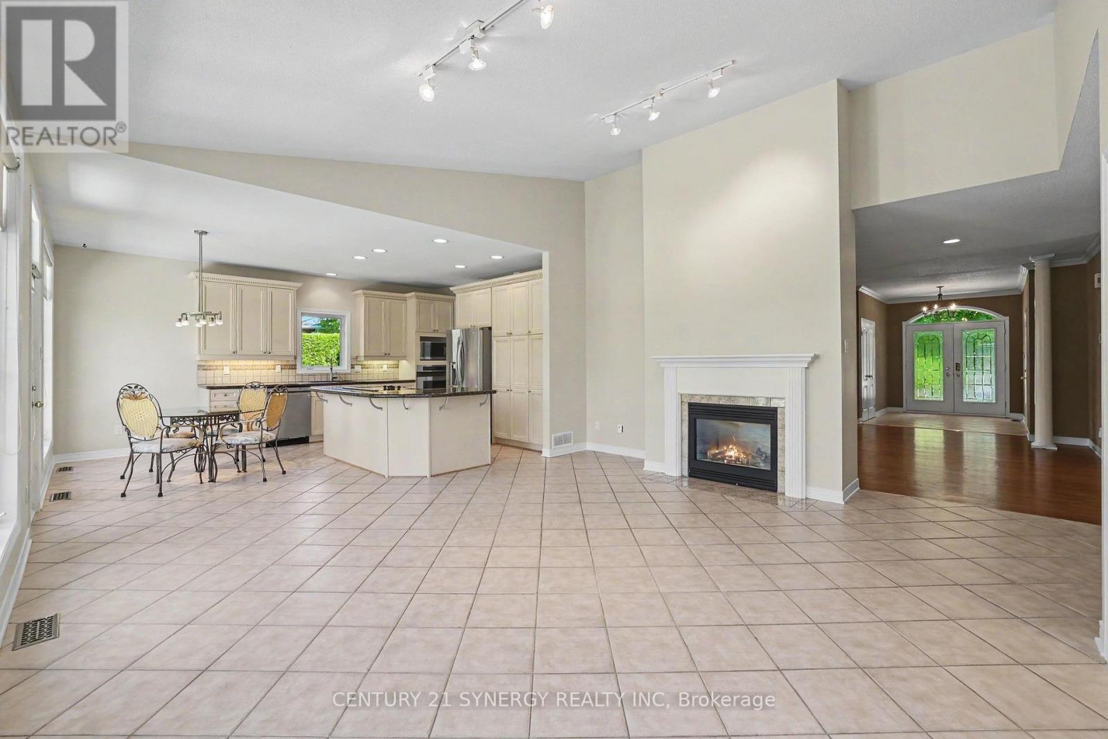 17 WARNOCK WAY - 23