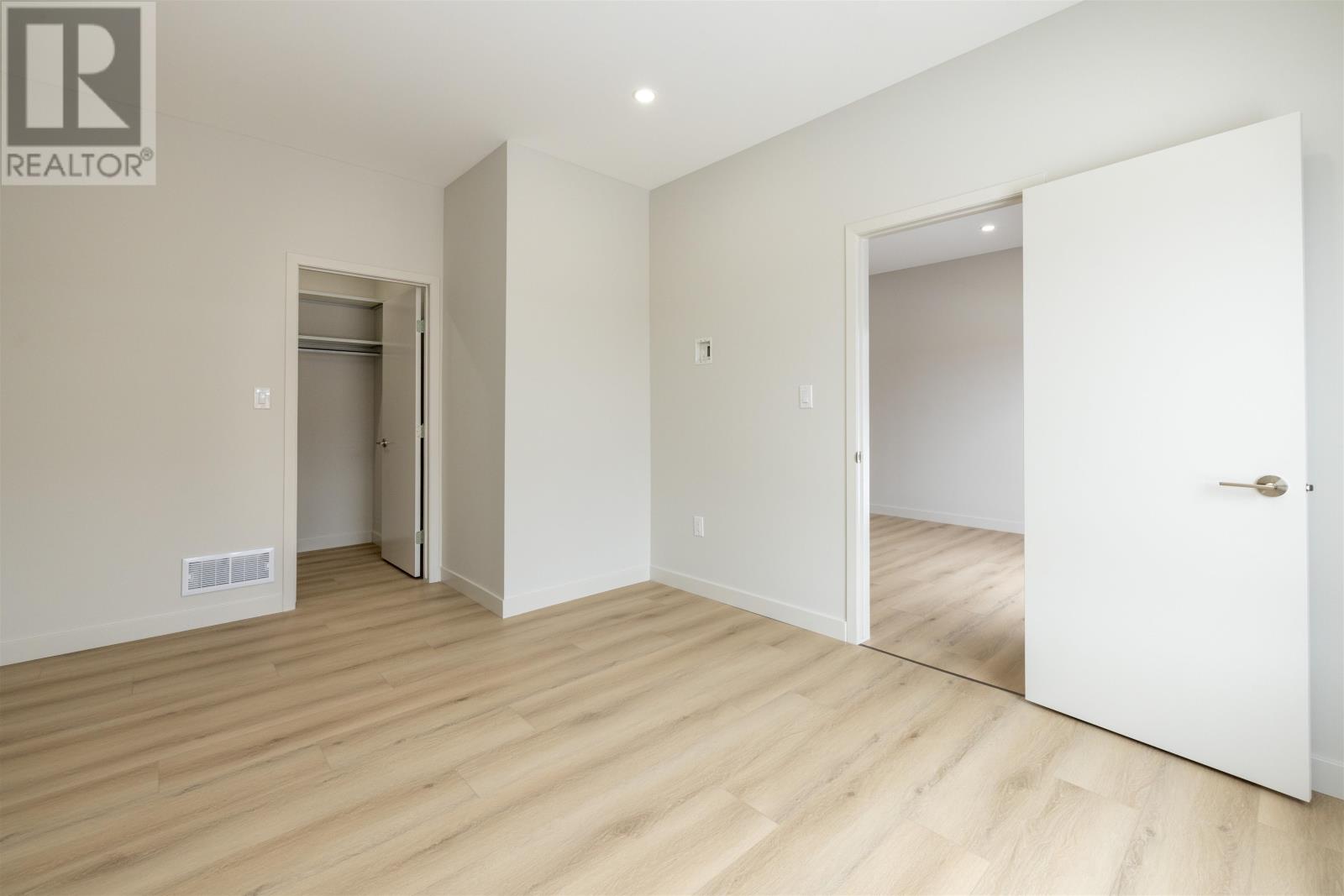 832 Weiler BLVD - 14