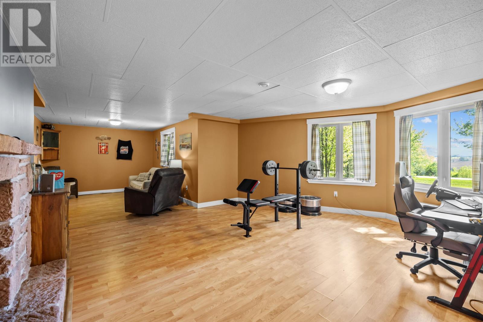 2574 NEW GLASGOW Road - 34
