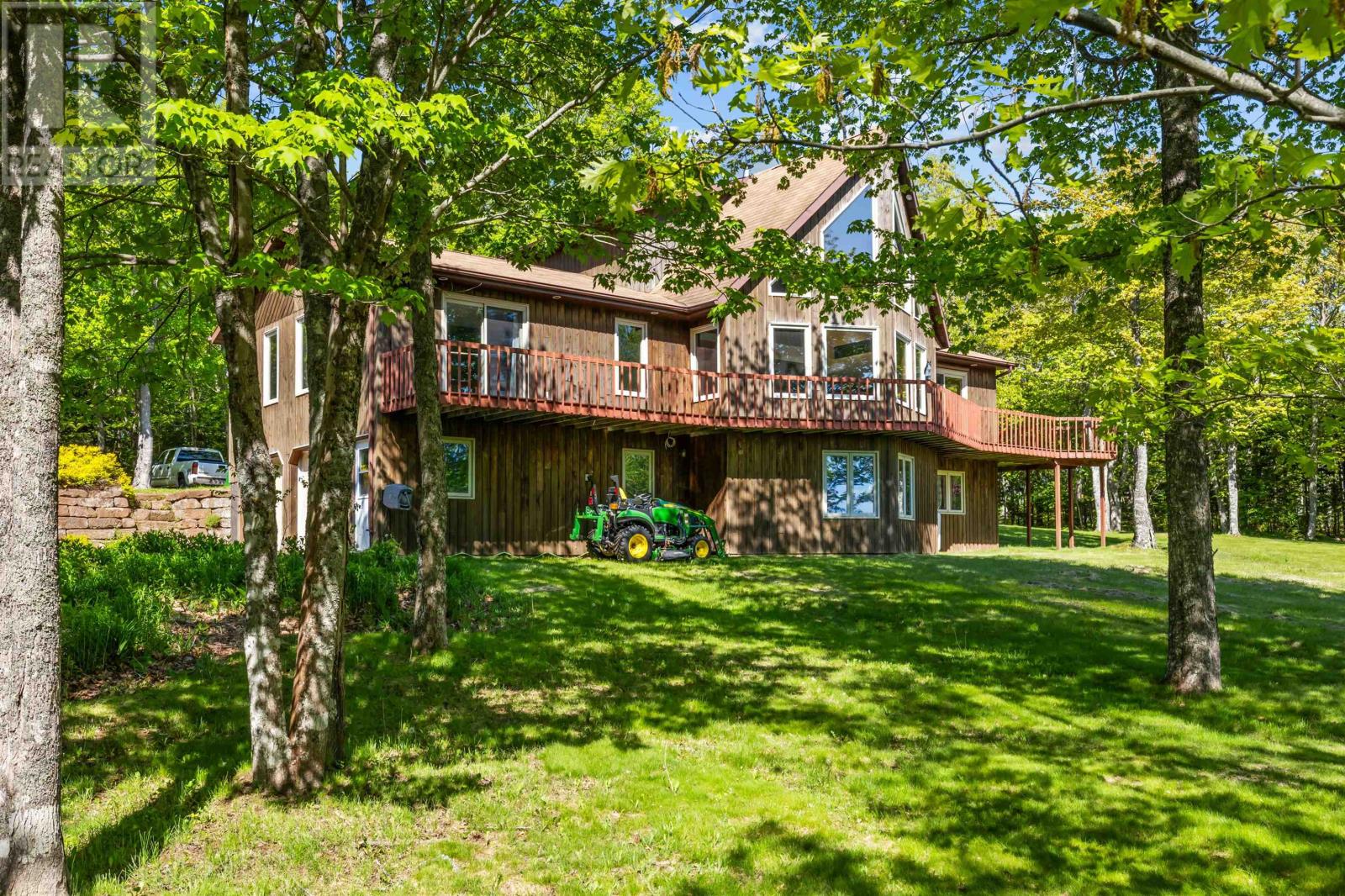 2574 NEW GLASGOW Road - 37