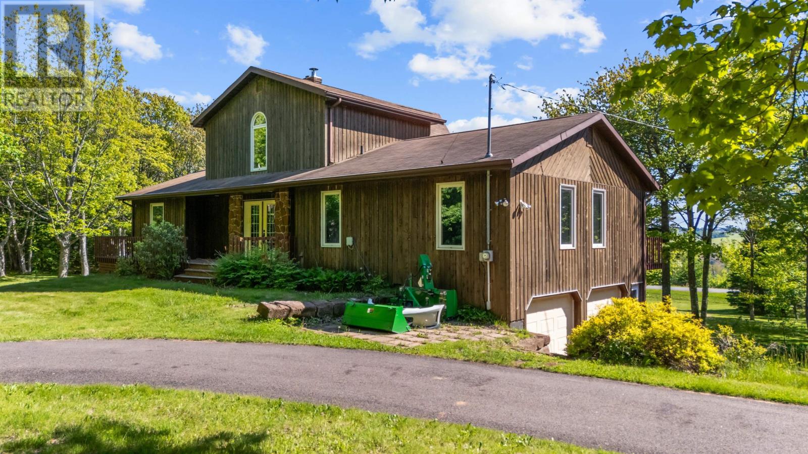 2574 NEW GLASGOW Road - 5