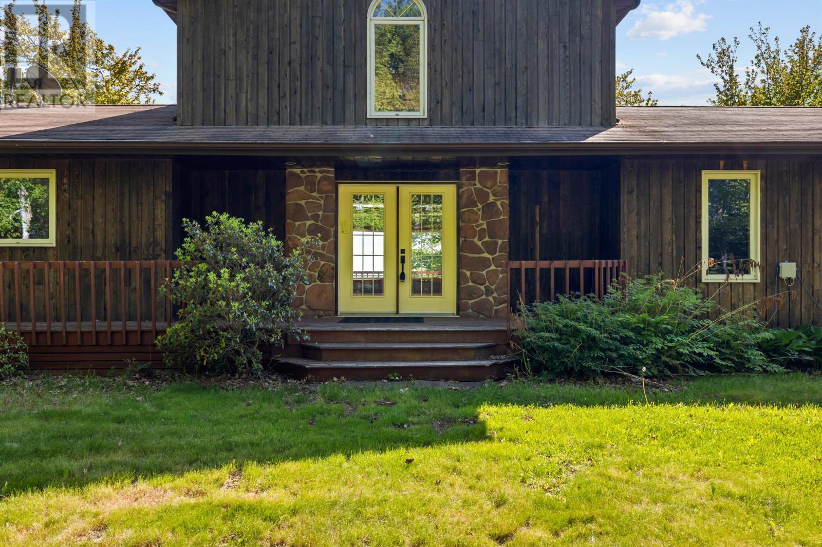 2574 NEW GLASGOW Road - 8