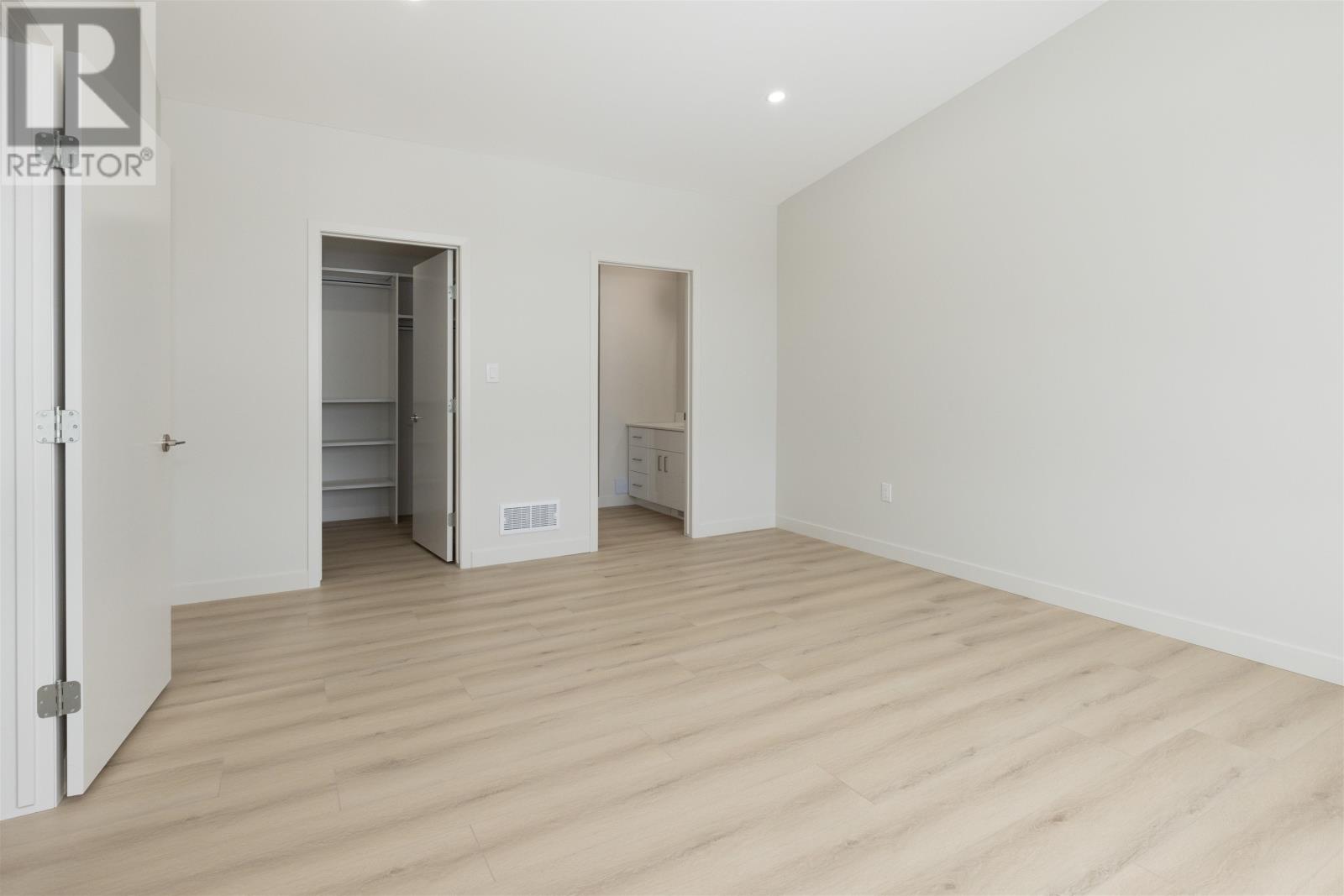 838 Weiler BLVD - 21