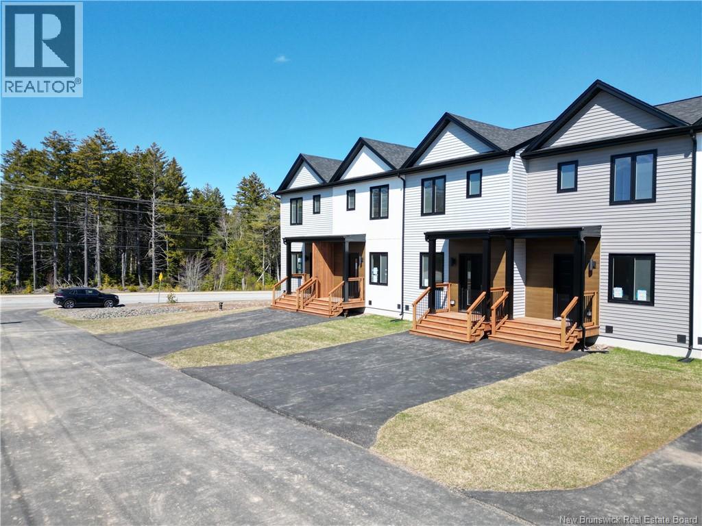 #101 1-290 Colonel Nase Boulevard - Image 31
