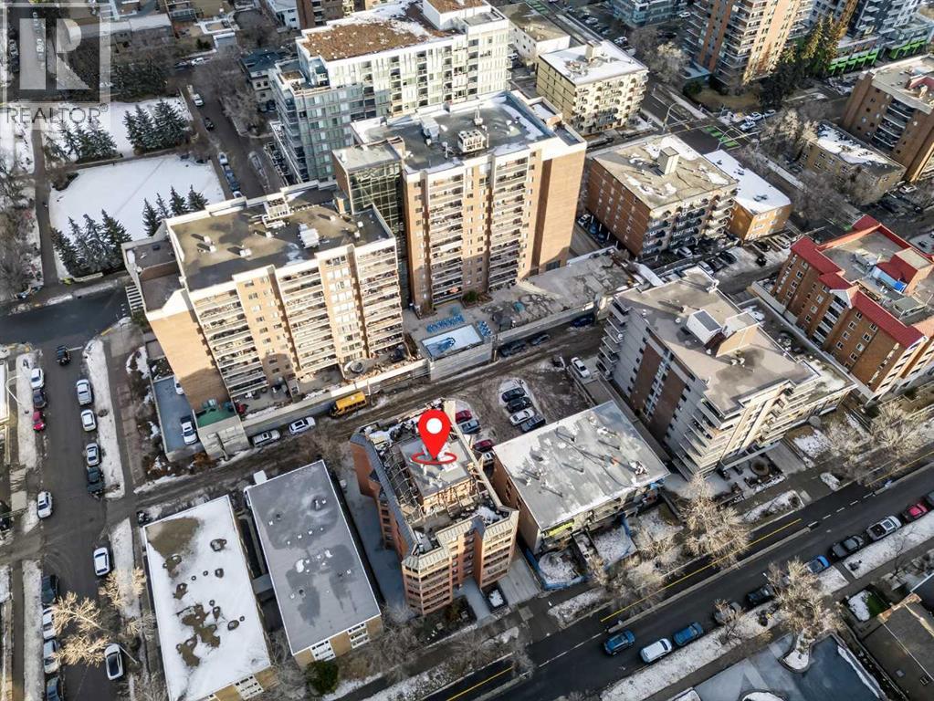 #402 626 15 Avenue SW - 37