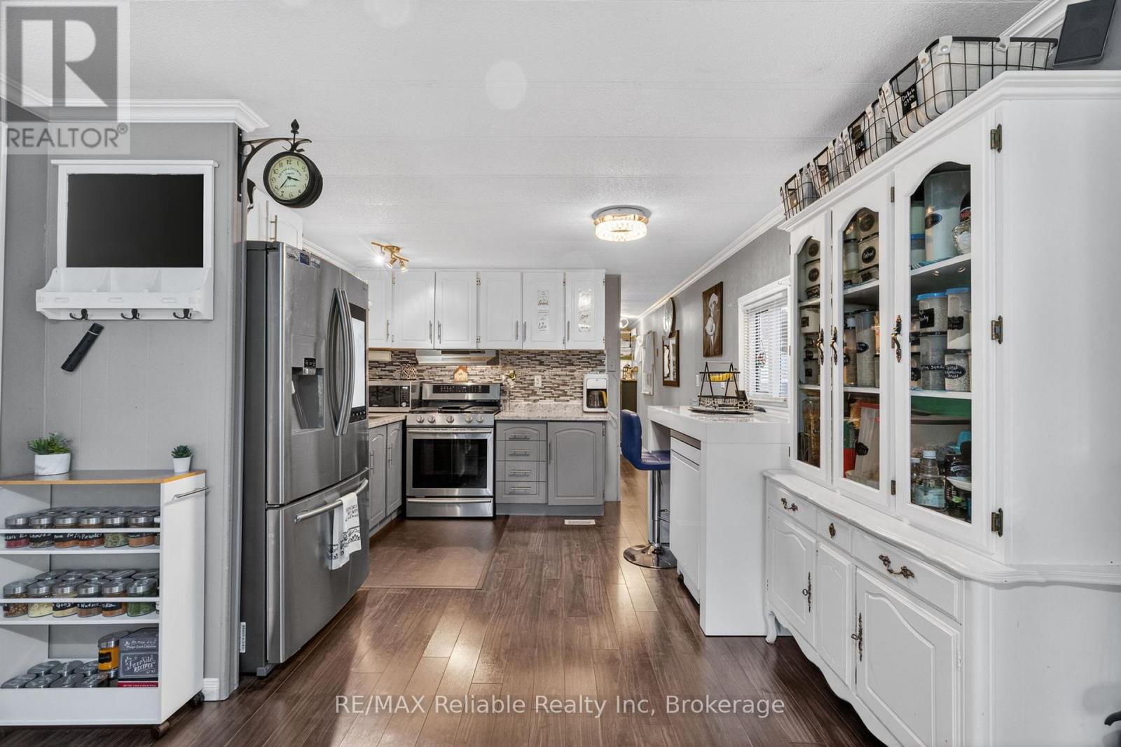 401 SUGAR MAPLE DRIVE - 13