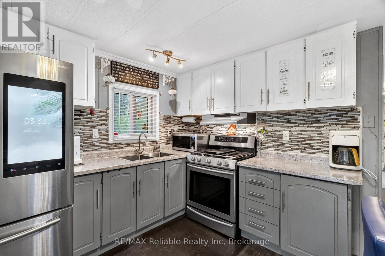 401 SUGAR MAPLE DRIVE - 15
