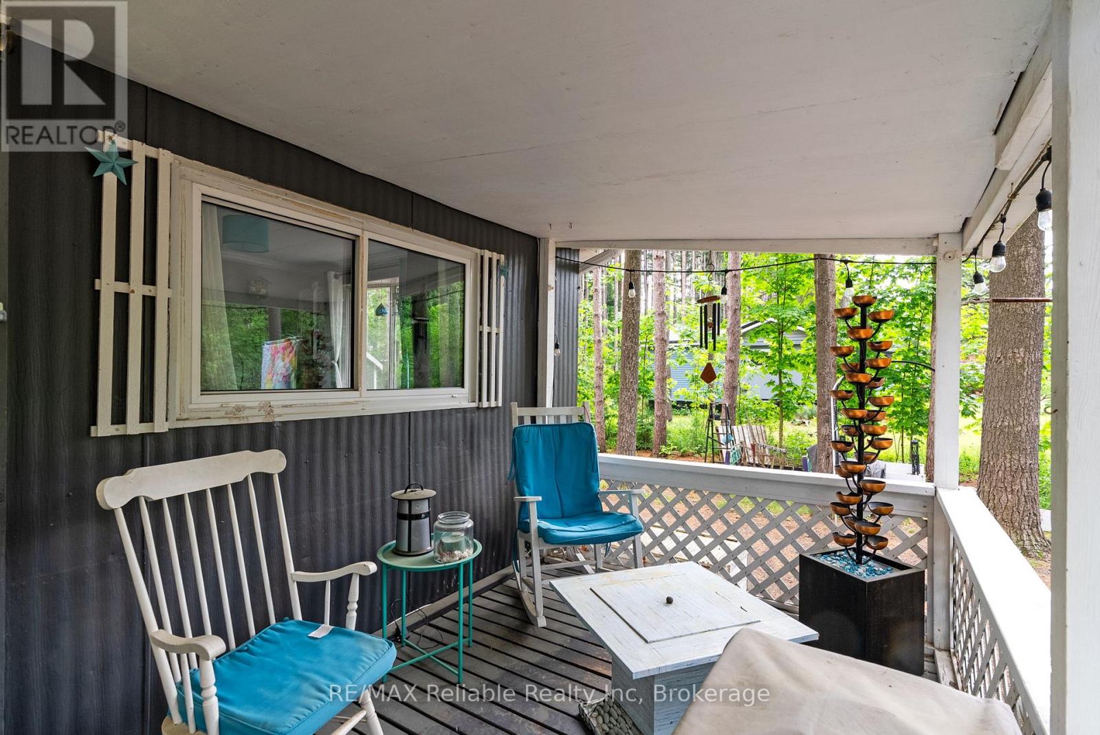 401 SUGAR MAPLE DRIVE - 6