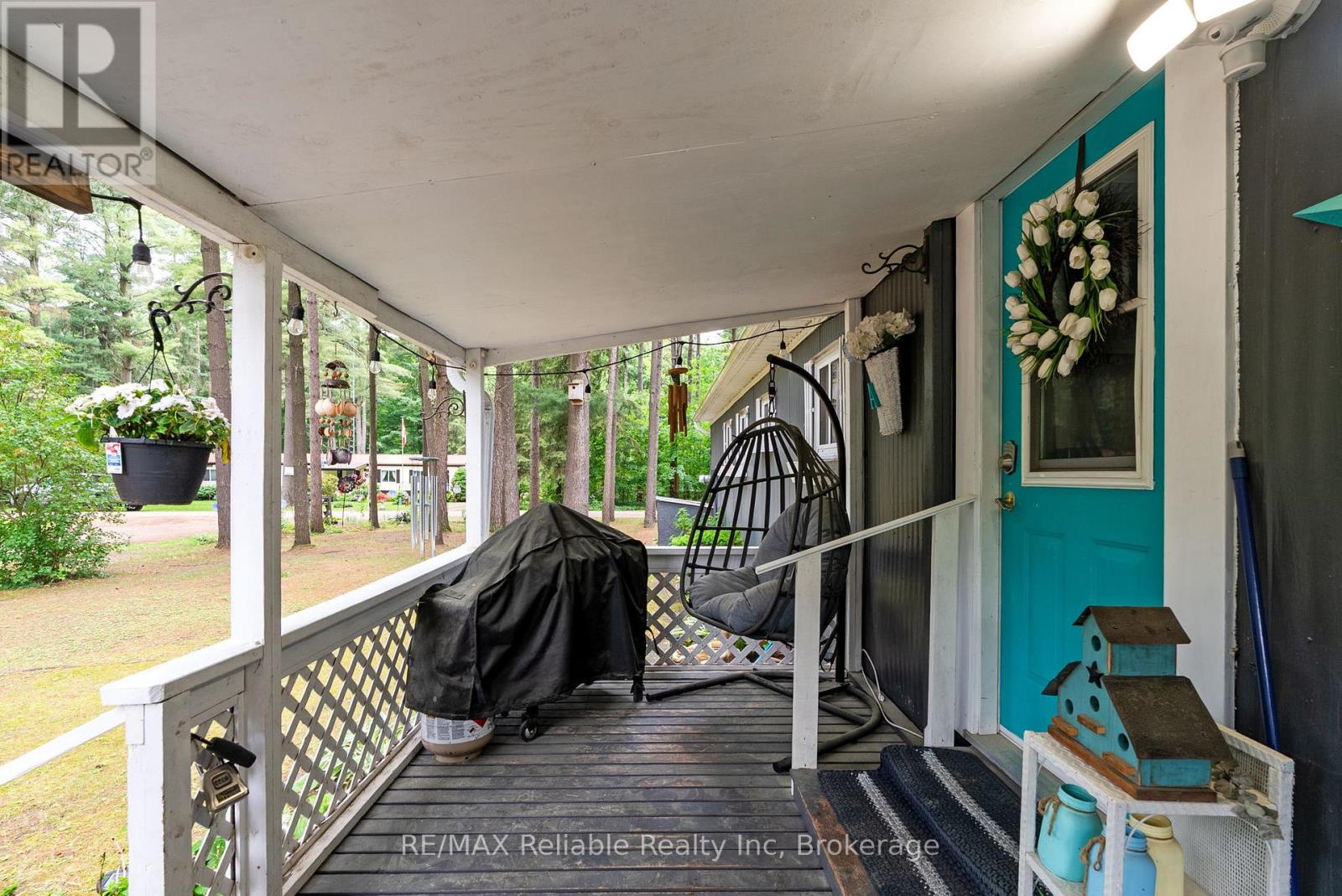 401 SUGAR MAPLE DRIVE - 7