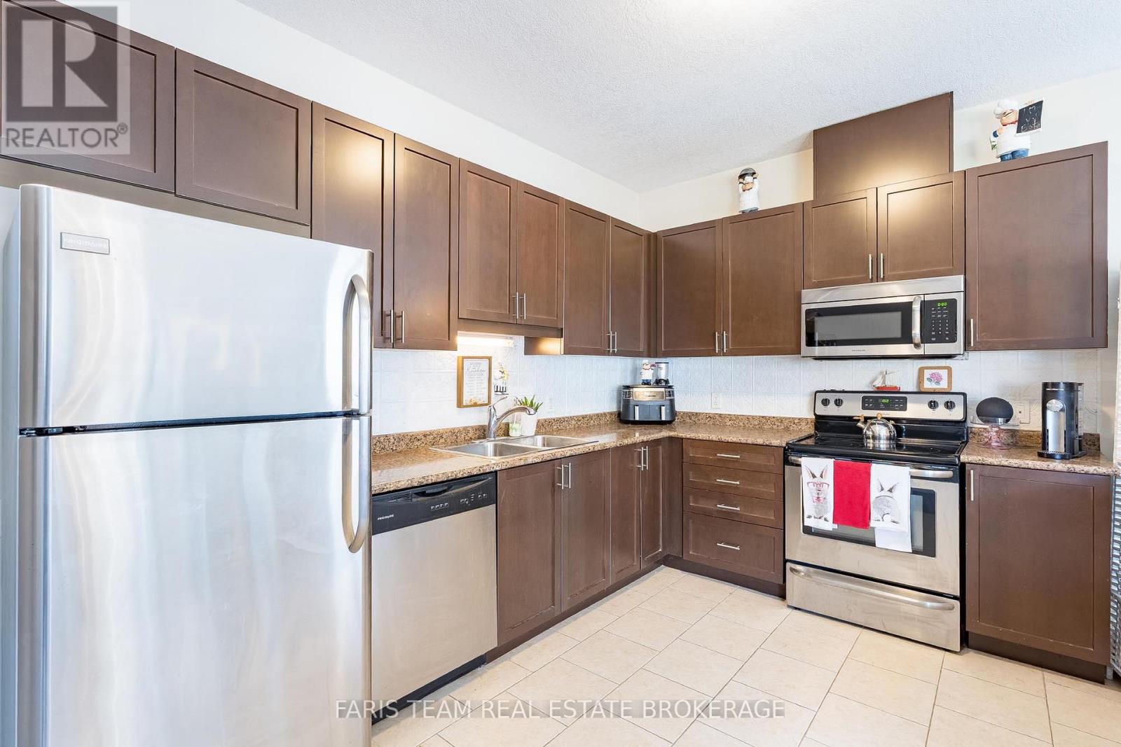 3118 EMPEROR DRIVE - 5