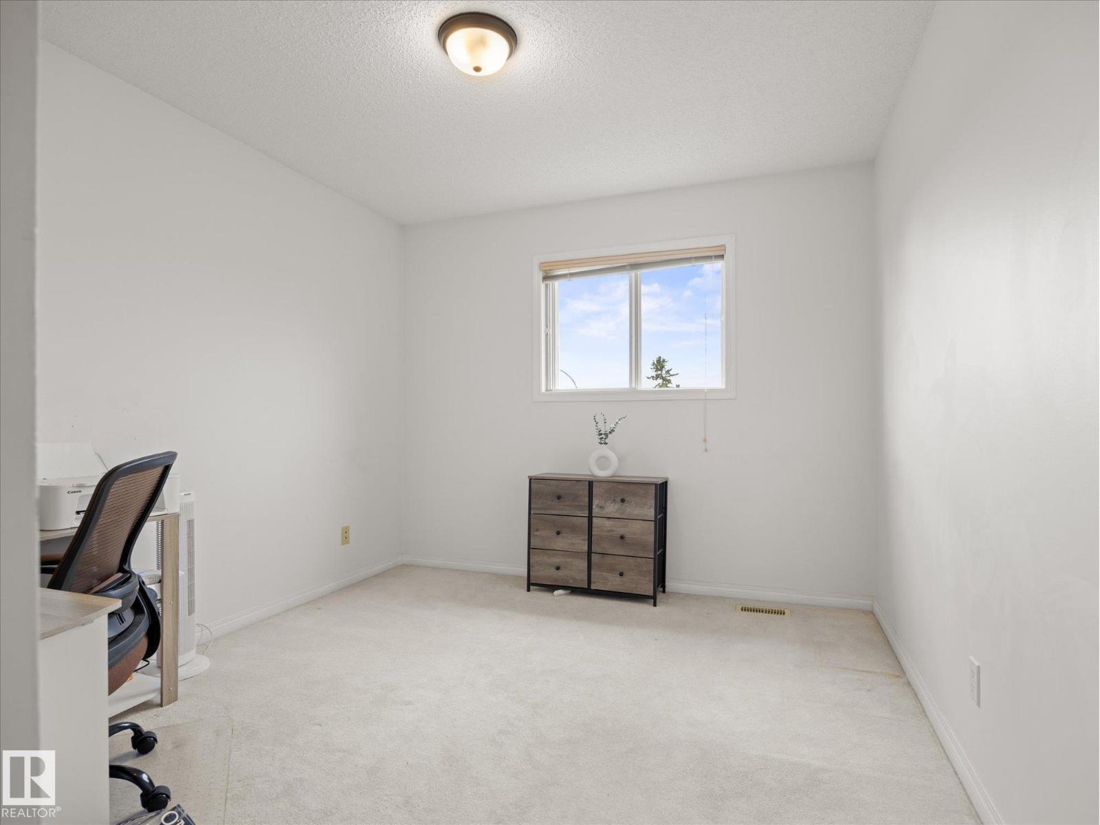 10805 20 AV NW — photo 22