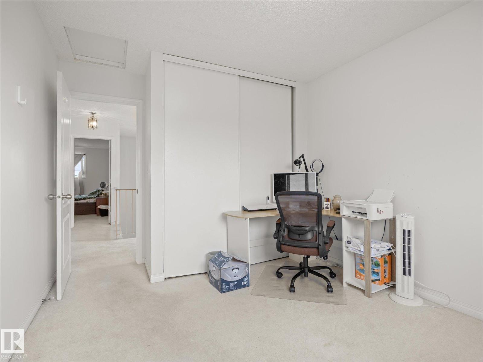 10805 20 AV NW — photo 23