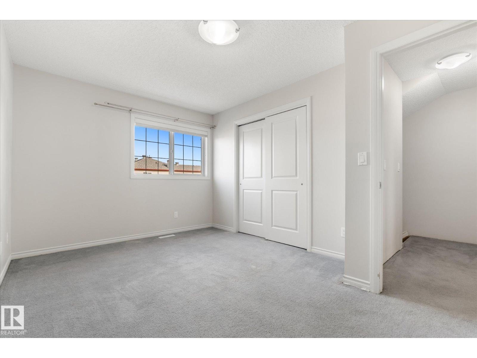 #67 15 WOODSMERE — photo 18