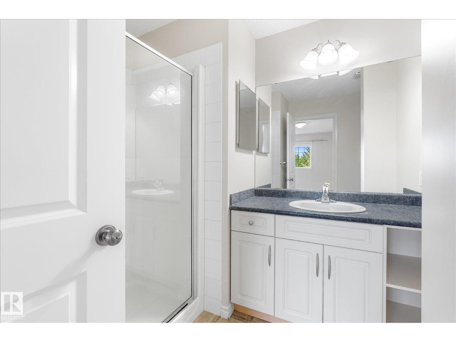 #67 15 WOODSMERE — photo 20