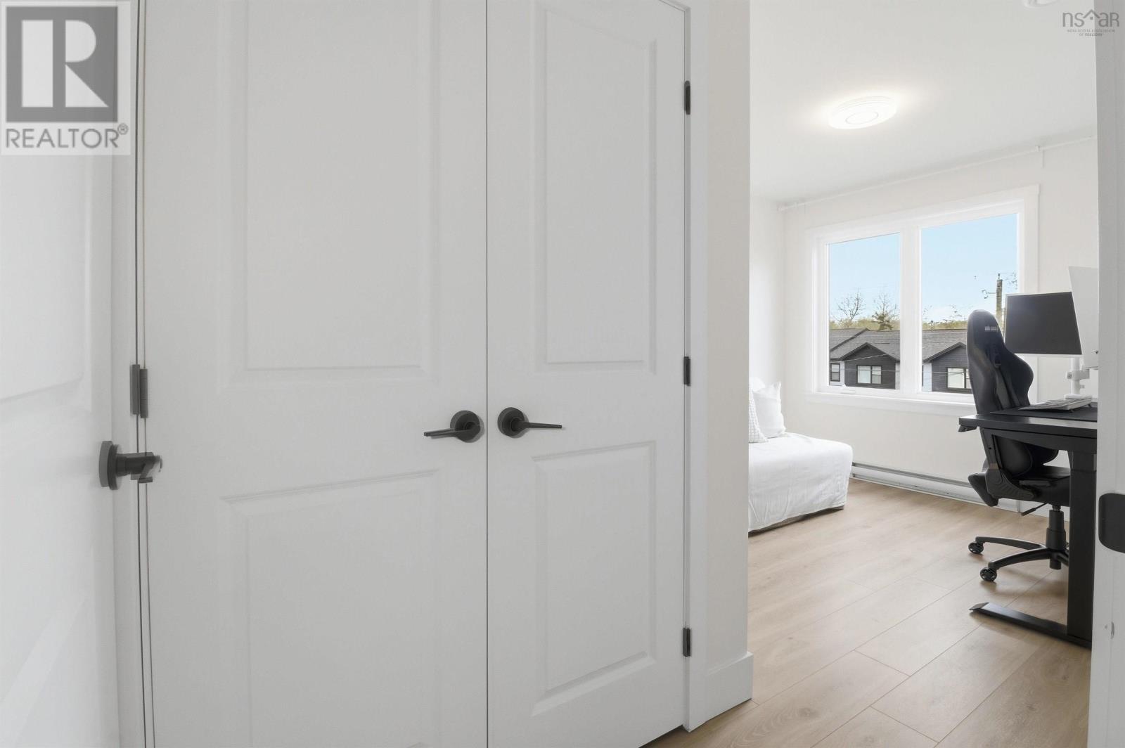134 Tyler Street - 20