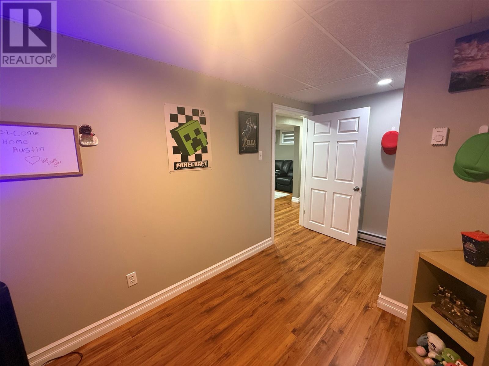4 Noels Place - 41