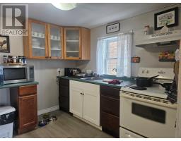 28 Water Street West thumbnail 9