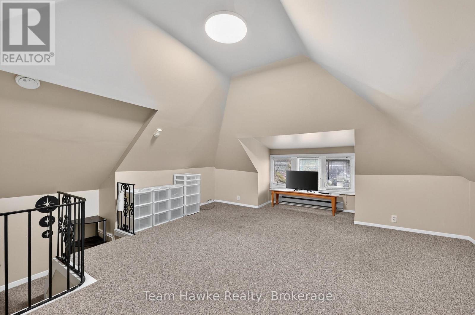 443 ELIZABETH STREET - 14