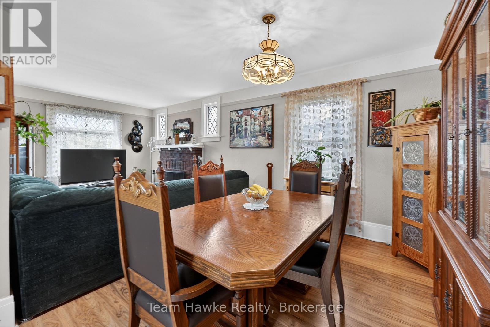 443 ELIZABETH STREET - 6