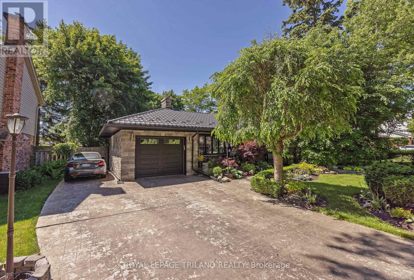 1152 IVANHILL ROAD - 2