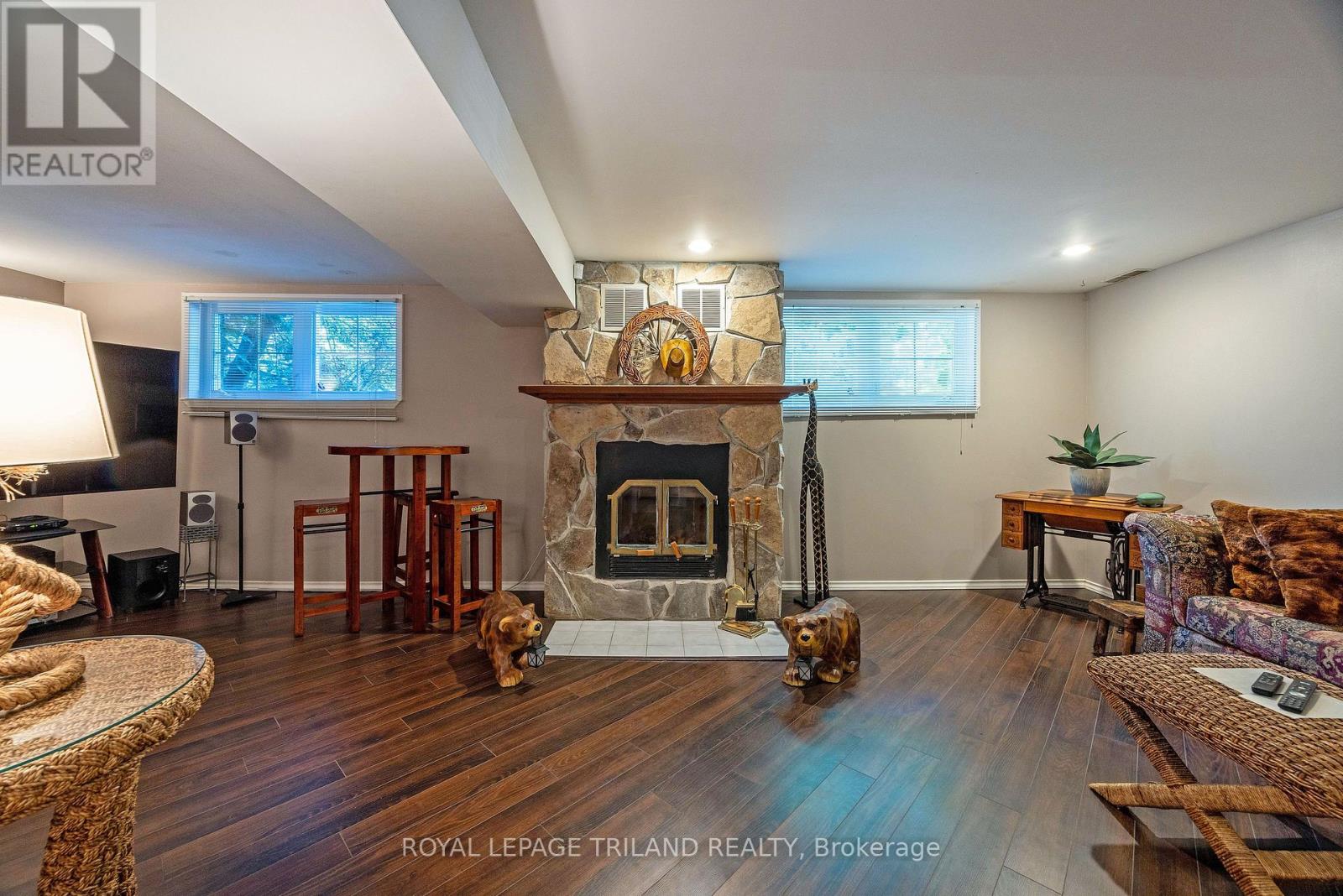 1152 IVANHILL ROAD - 23