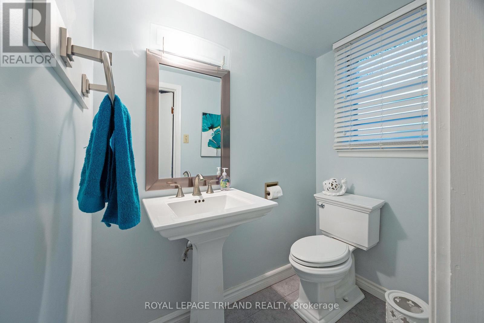 1152 IVANHILL ROAD - 26